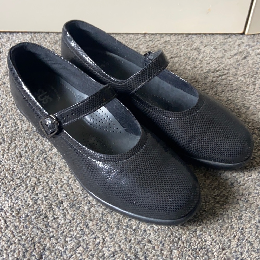 SAS MARY JANES